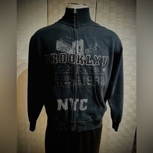 Black Sonoma Brooklyn NYC Full Zip Sweatshirt. Size Large